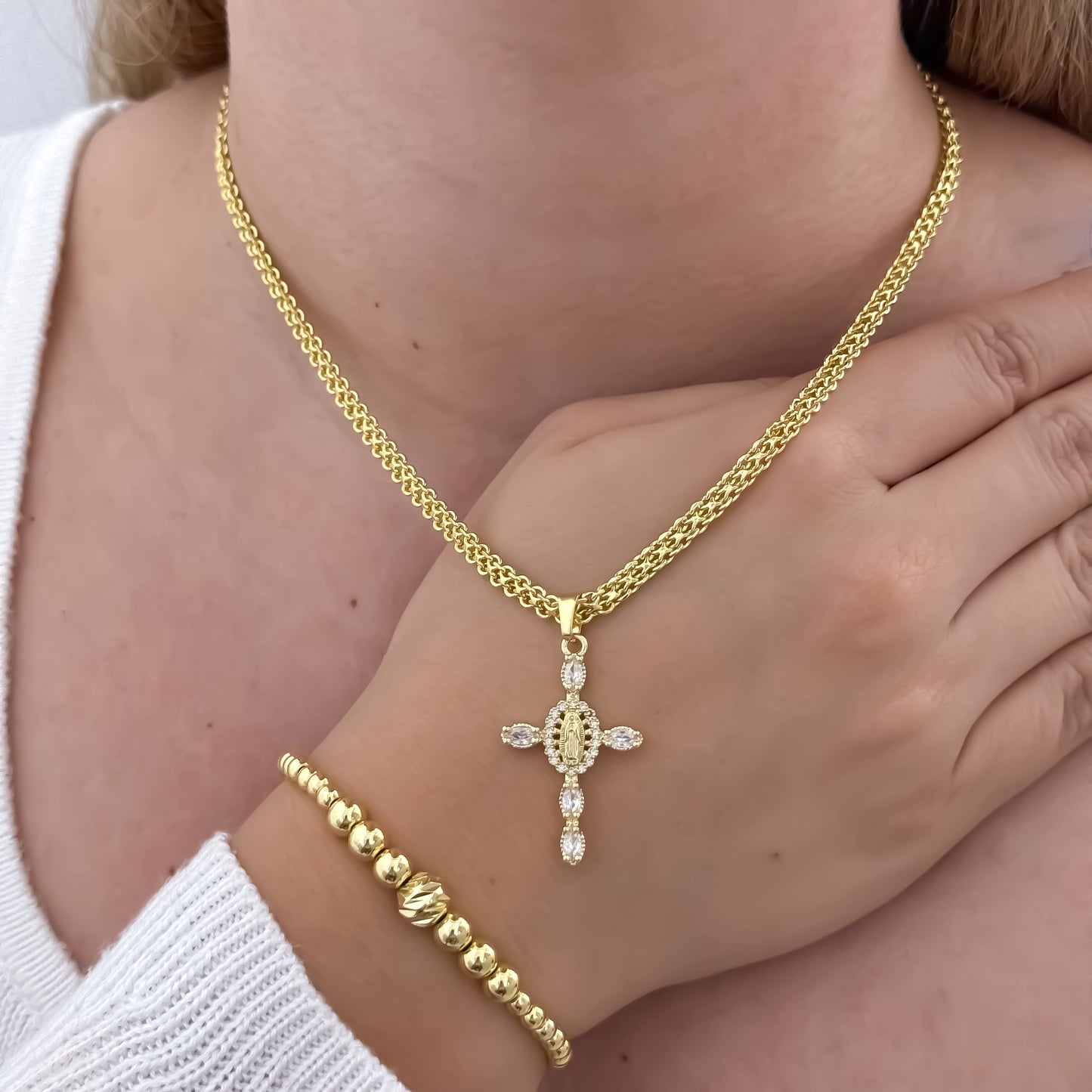 Cadena Tejido Chino de Dama + Cruz Virgen de Guadalupe con Micro circones Blanco + Pulseras en balin de 4mm 5mm 6mm en Oro de 10k con Garantia de por vida tiene mismo color de Oro Macizo