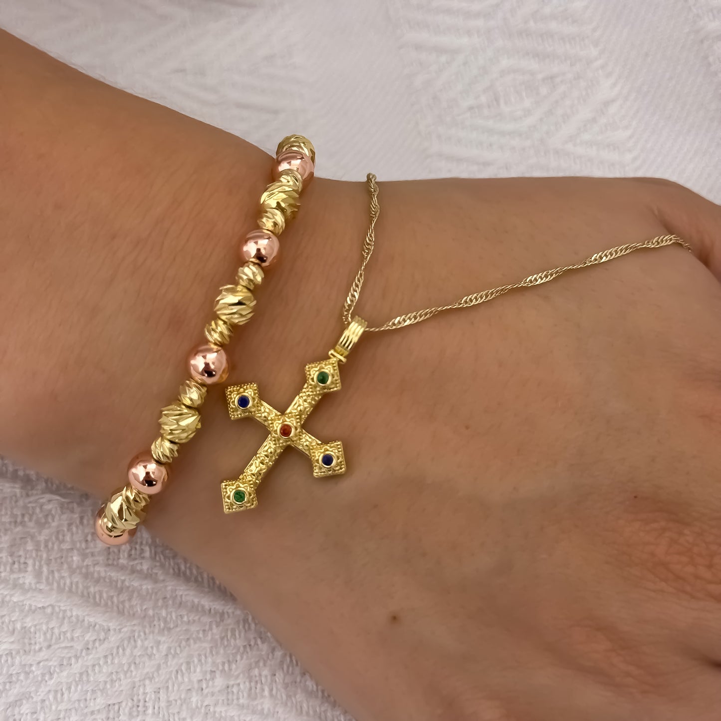 Cadena Tejido Singapur de Dm de 45cm + Cruz con micro circones de colores + Pulsera balin italiano de 4mm en Oro Rosa en oro Laminado 18k con Garantia de por vida